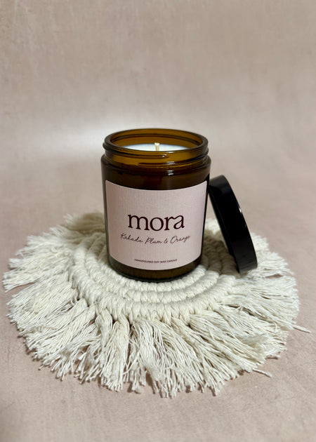 Amber apothecary candle kakadu plum and orange mora